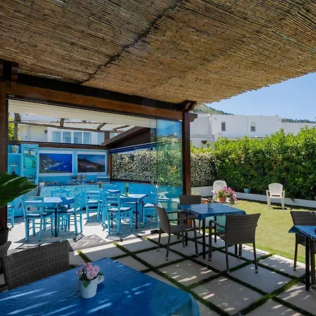 לינה וארוחת בוקר Capri Dreaming אנה קאפרי