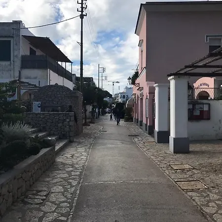 فندق مبيت وإفطار Capri Dreaming أناكابْري