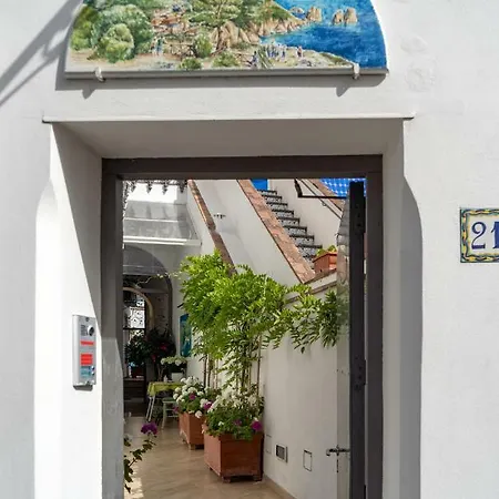 Capri Dreaming فندق مبيت وإفطار 3*